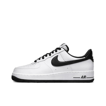 حذاء رياضي Air Force 1 للنساء والرجال