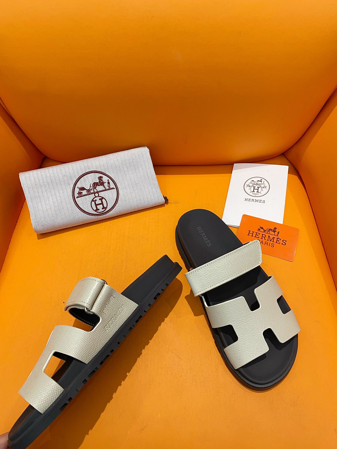 Hermes Men's and Women's Slipper