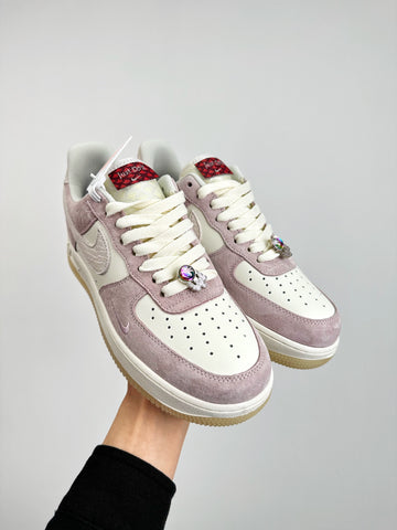 Nike Air Force 1 Sneakers