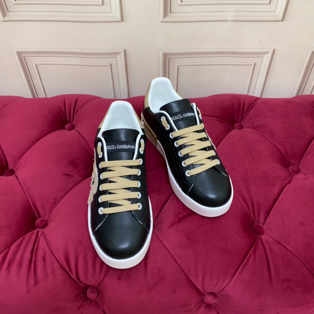 Dolce & Gabbana Luxury Sneakers