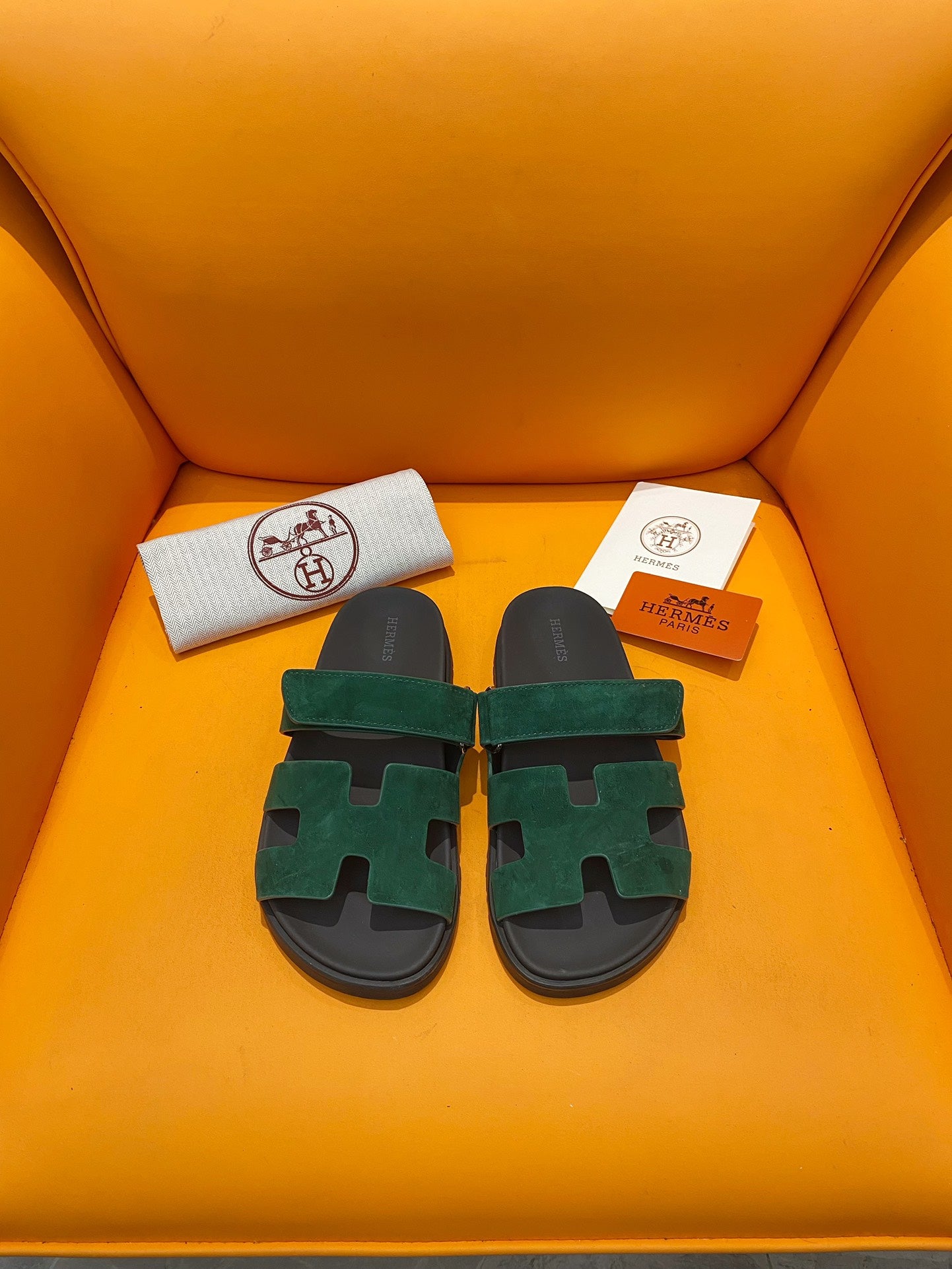 Hermes Men's and Women's Slipper