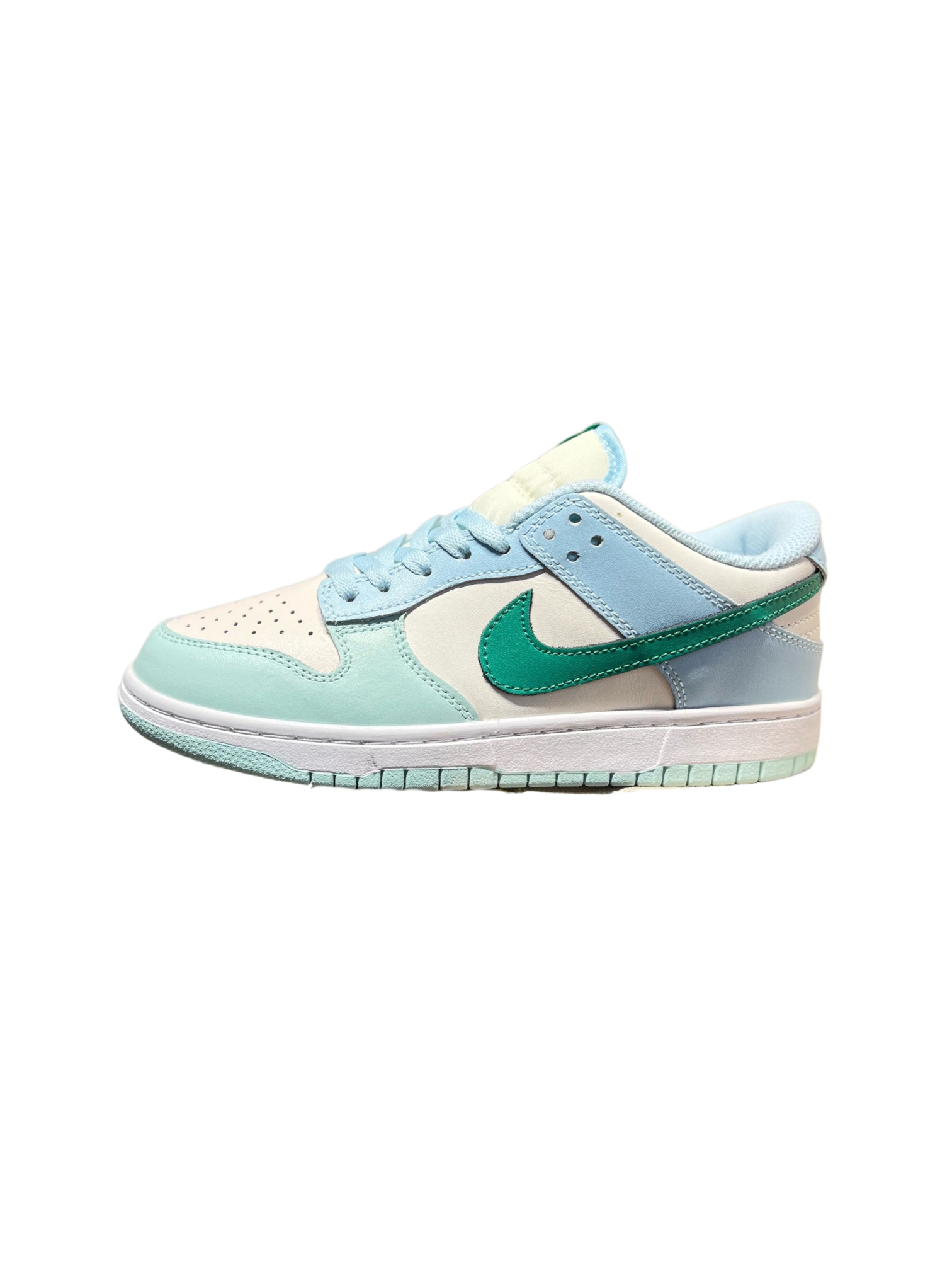 Nike SB DUNK Low