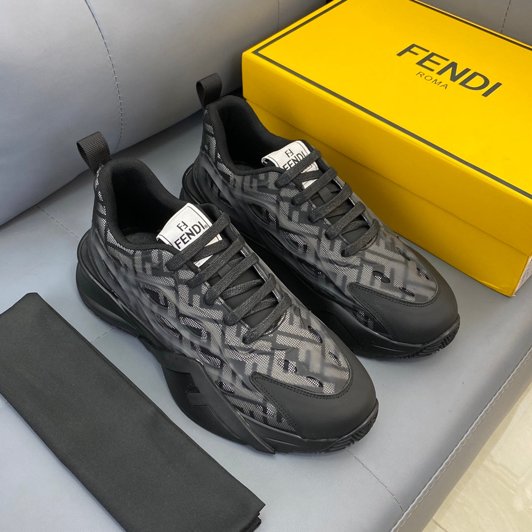 حذاء رياضي Fendi Flow برباط