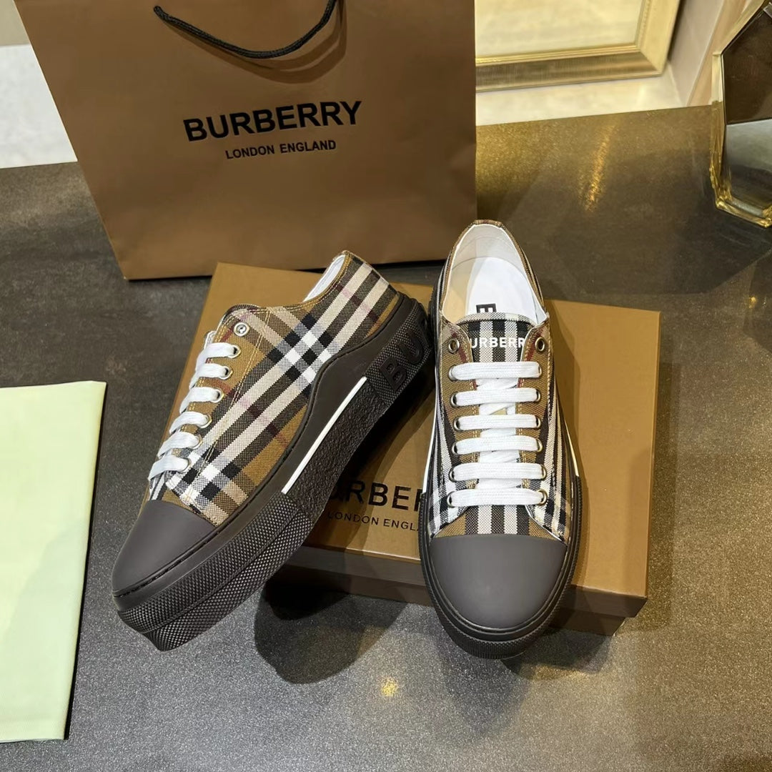 Burberry Casual Sport Sneakers