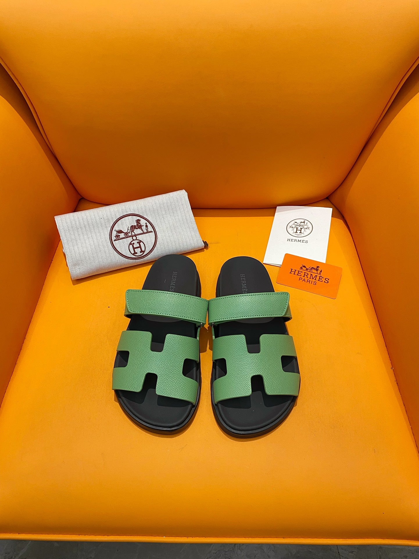 Hermes Men's and Women's Slipper