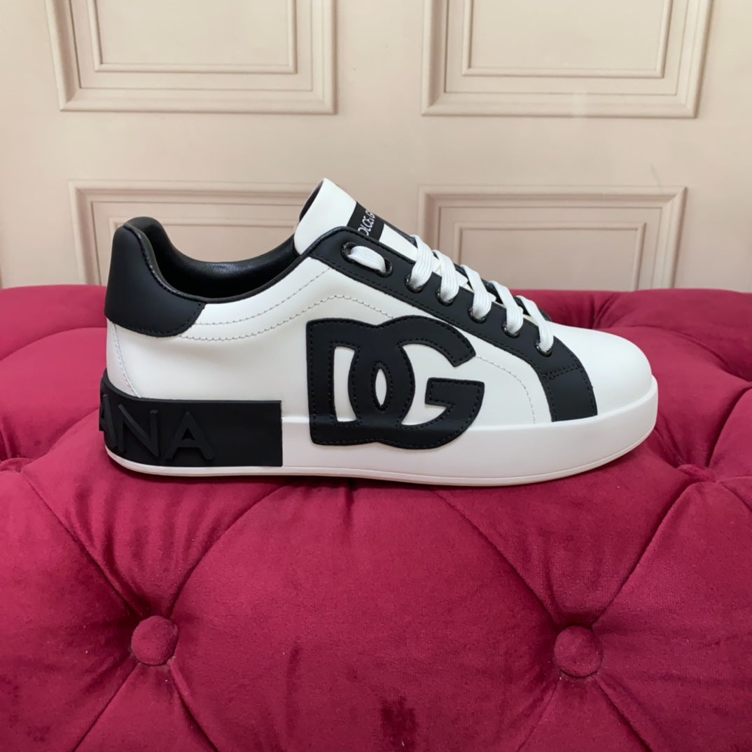 Dolce & Gabbana Luxury Sneakers