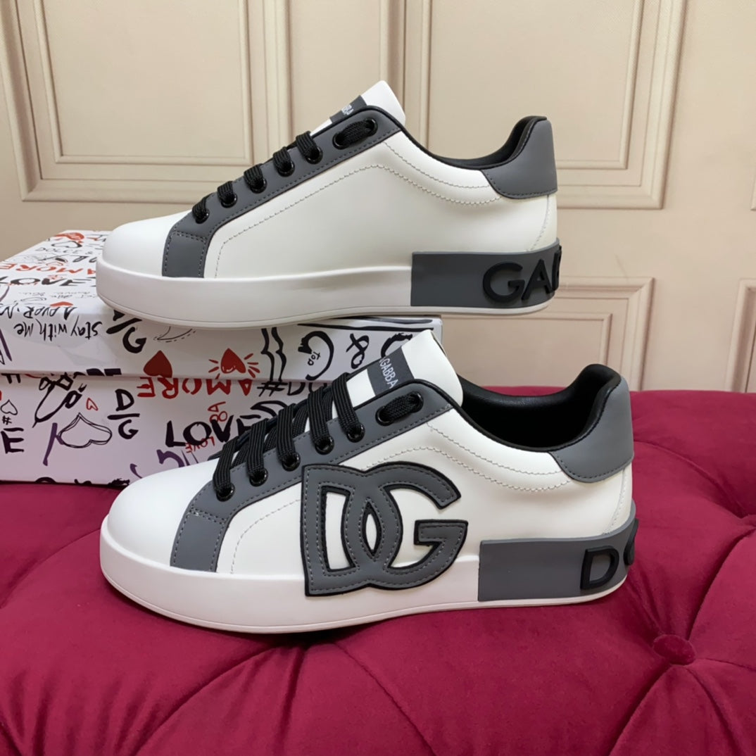 Dolce & Gabbana Luxury Sneakers