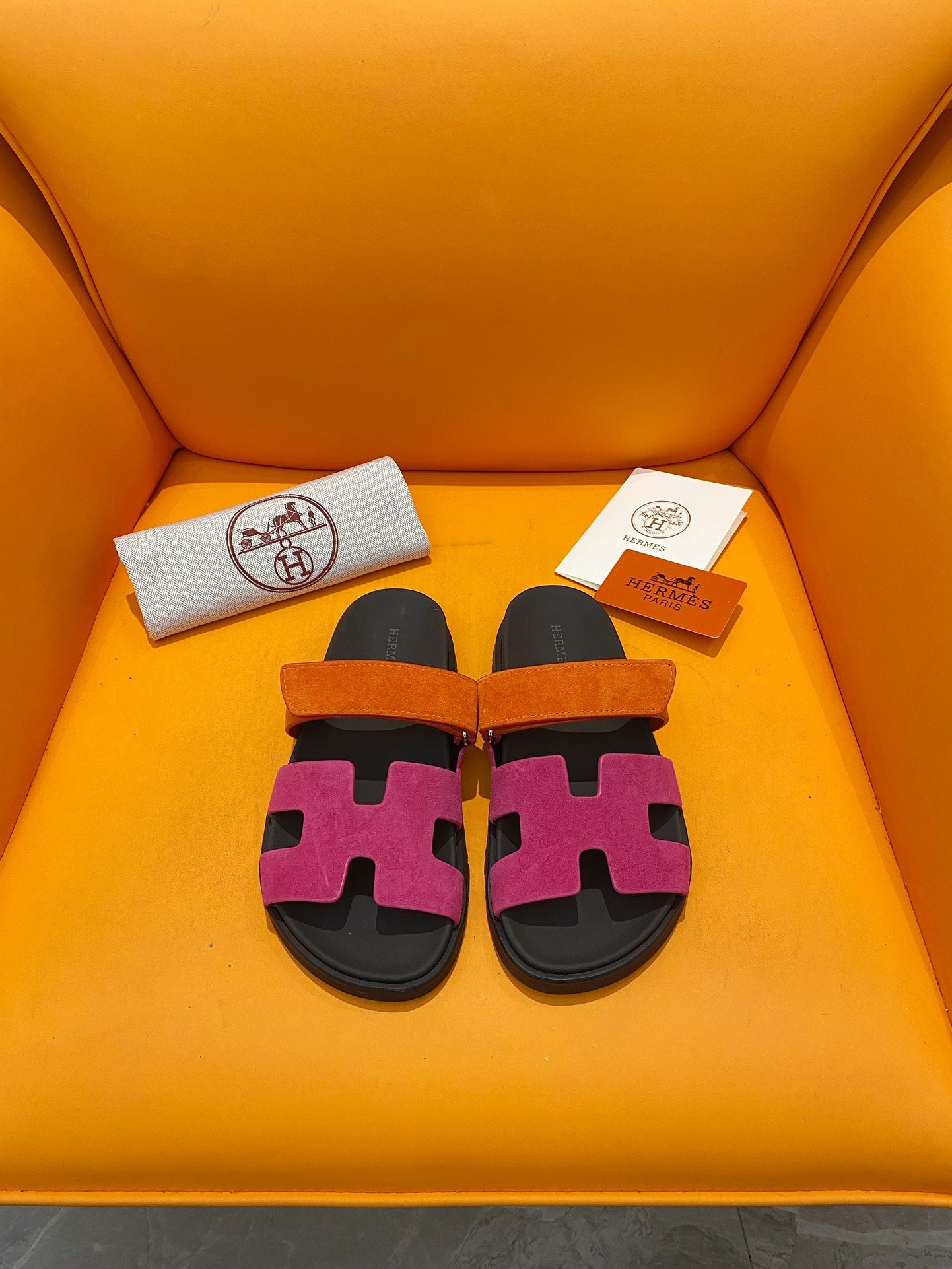 Hermes Men's and Women's Slipper