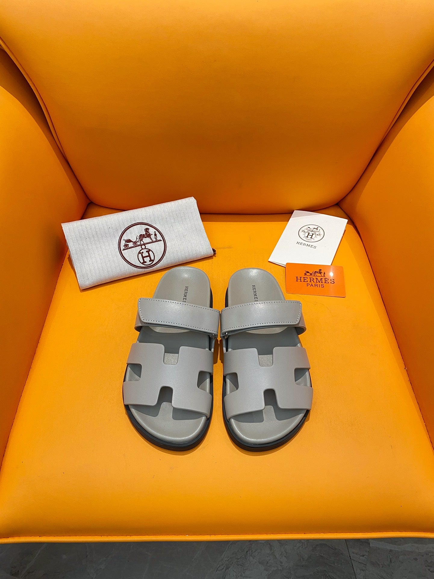 Hermes Men's and Women's Slipper