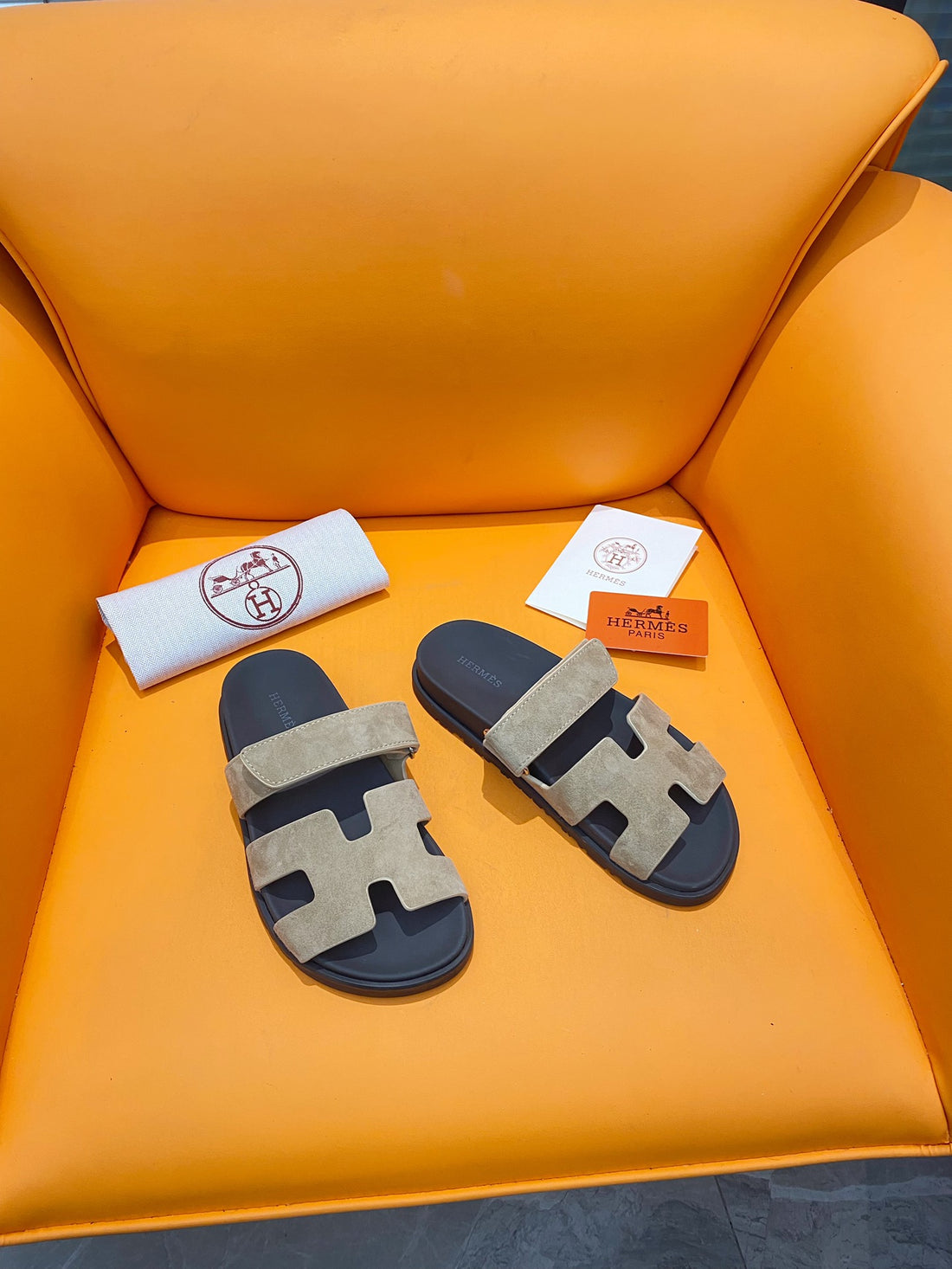 Hermes Men's and Women's Slipper