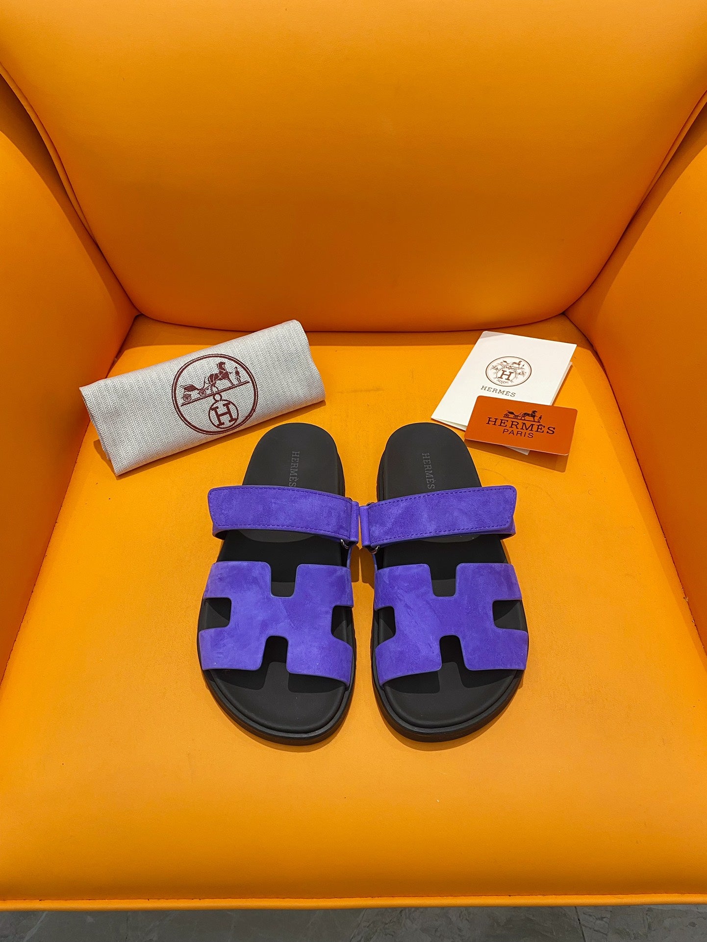 Hermes Men's and Women's Slipper