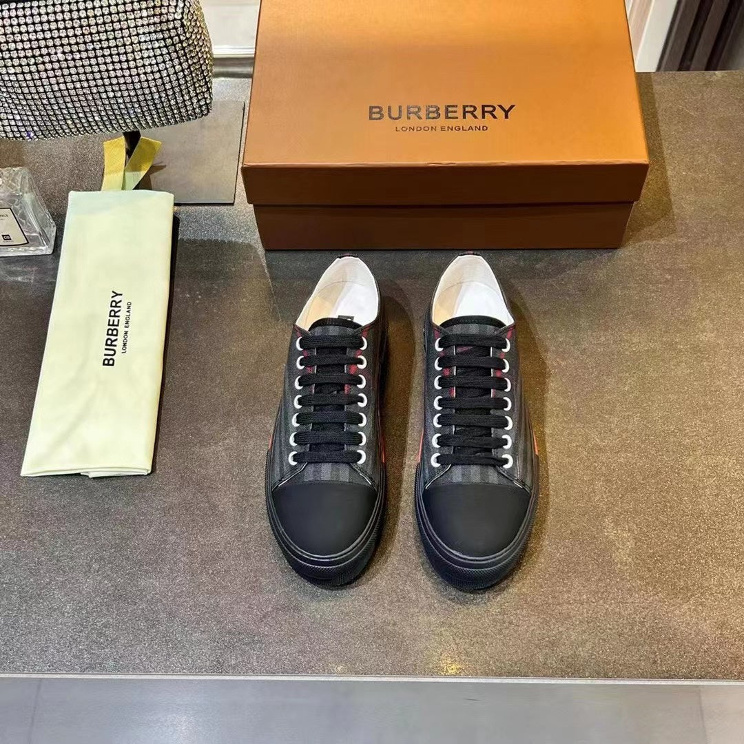 Burberry Casual Sport Sneakers