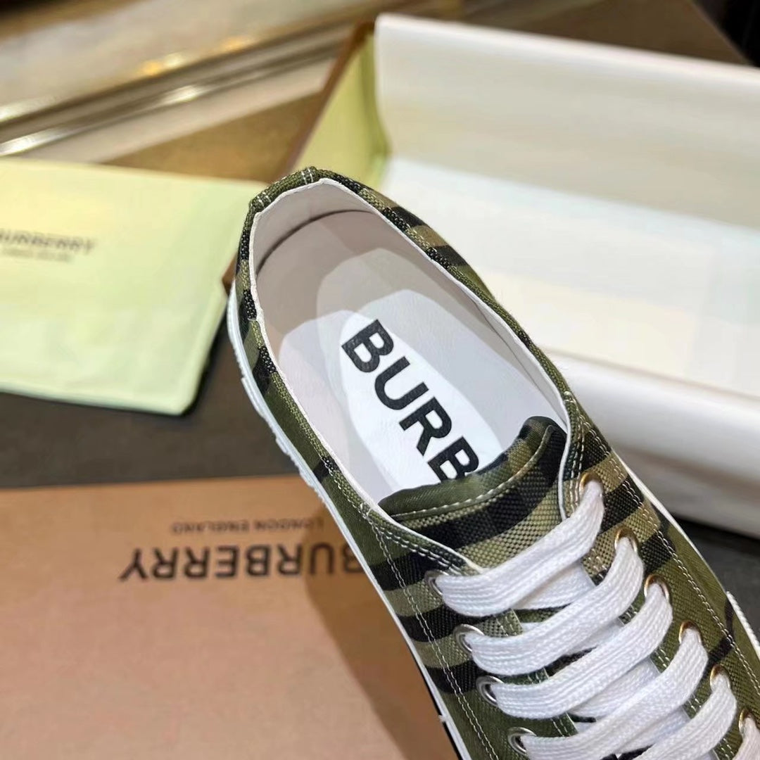 Burberry Casual Sport Sneakers