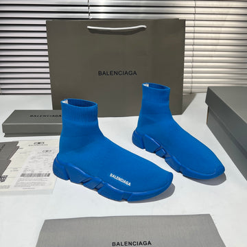 جوارب وأحذية من Balenciaga