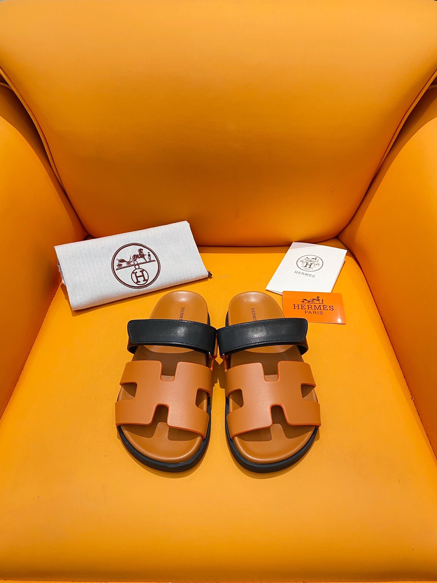 Hermes Men's and Women's Slipper